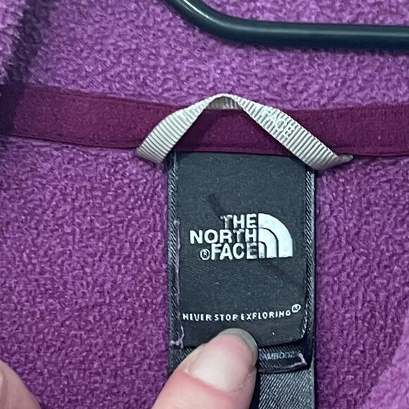 The North Face Fleece Pullover Sweatshirt Womens Small 1/4 Zip Purple Soft Warm - Picture 6 of 8